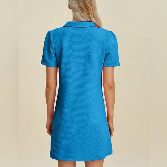 Minimalist Texture Short Sleeve Dress - Picture 8 of 13